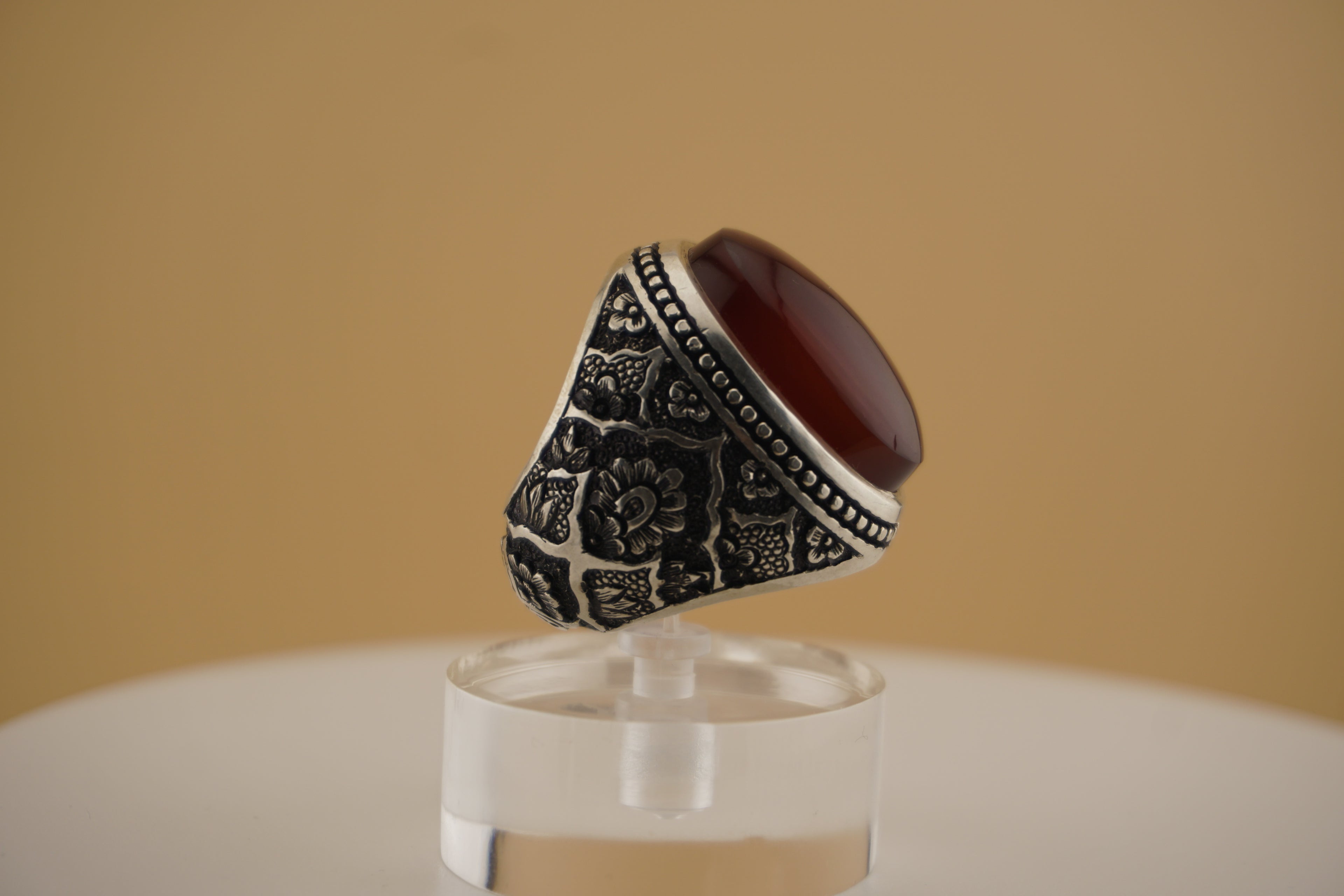 Handgefertigter Silberring mit Jemenitischem Achat